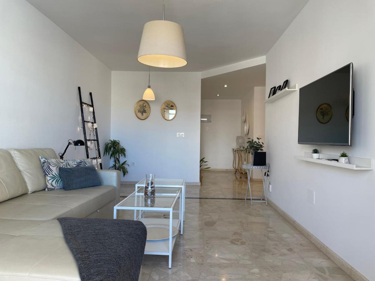 Malagadevacaciones - La Marea Apartment Luaran gambar