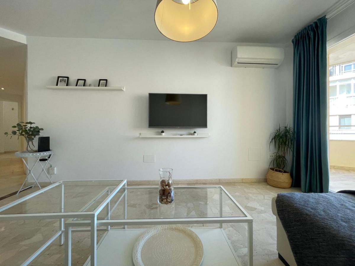 Malagadevacaciones - La Marea Apartment Luaran gambar
